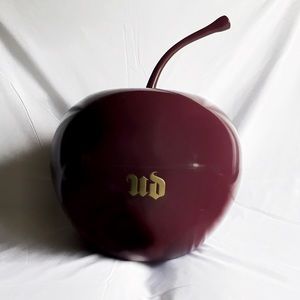 Urban Decay Naked Cherry Collection